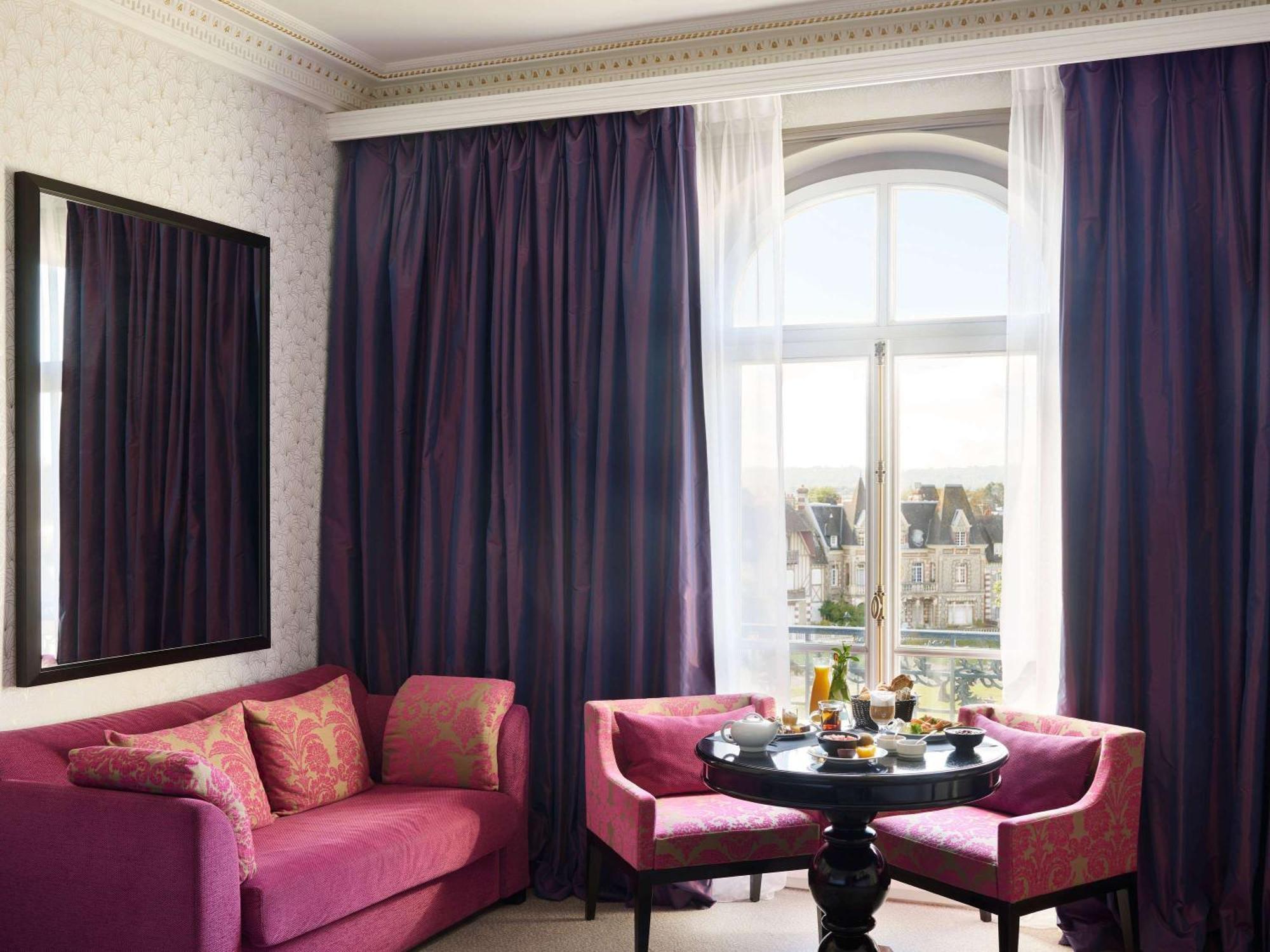 Le Grand Hotel De Cabourg - Mgallery Collection Esterno foto
