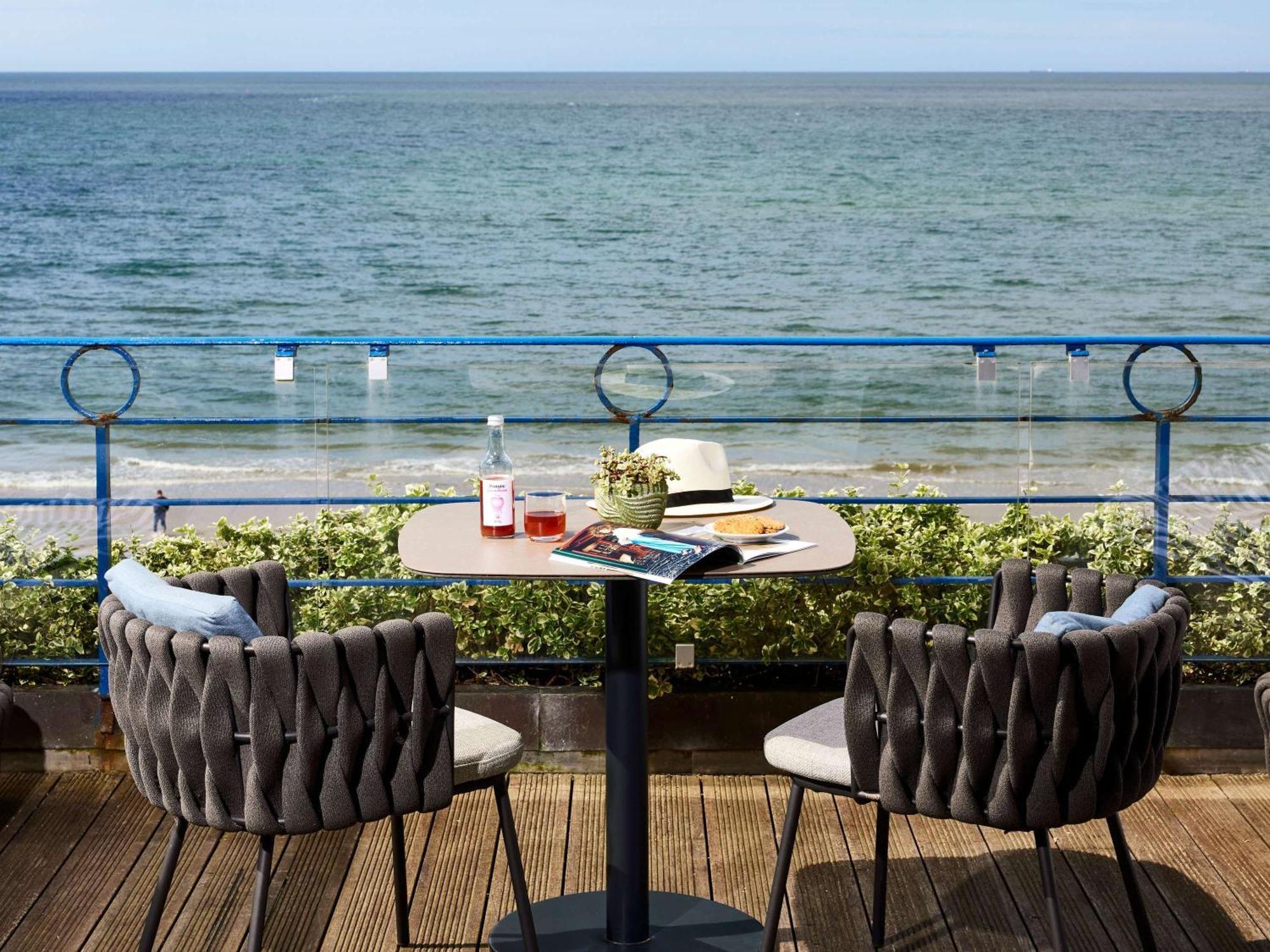 Le Grand Hotel De Cabourg - Mgallery Collection Esterno foto