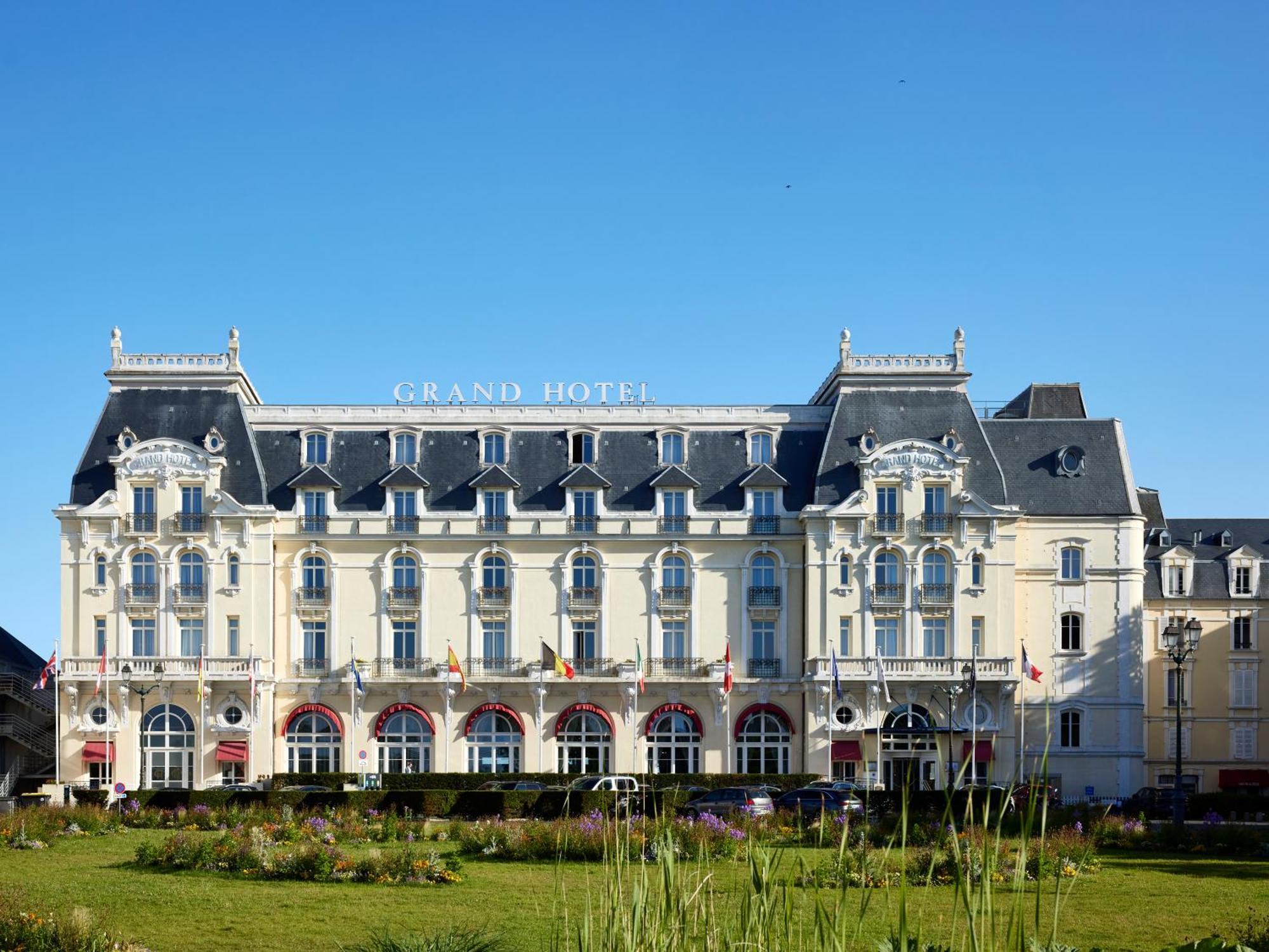 Le Grand Hotel De Cabourg - Mgallery Collection Esterno foto