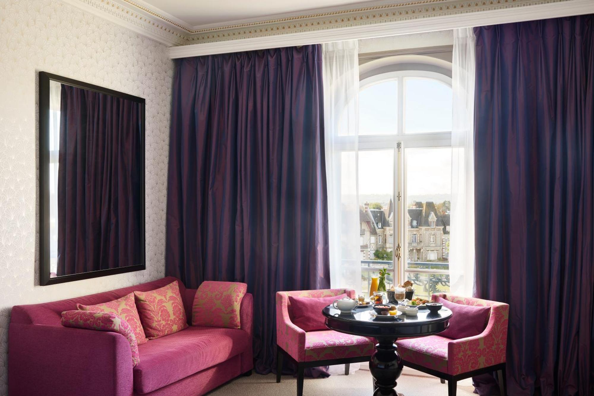 Le Grand Hotel De Cabourg - Mgallery Collection Esterno foto