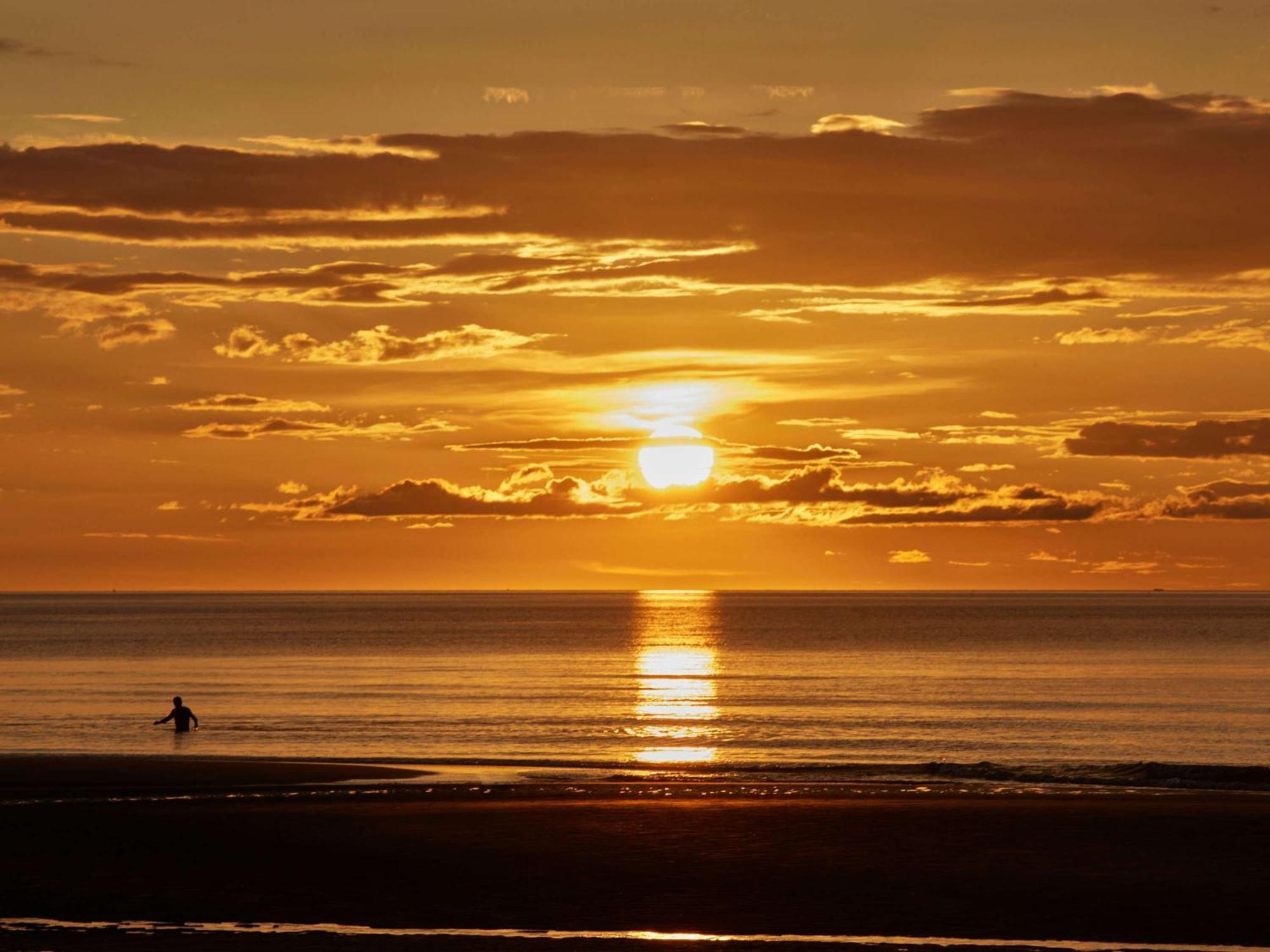 Le Grand Hotel De Cabourg - Mgallery Collection Esterno foto