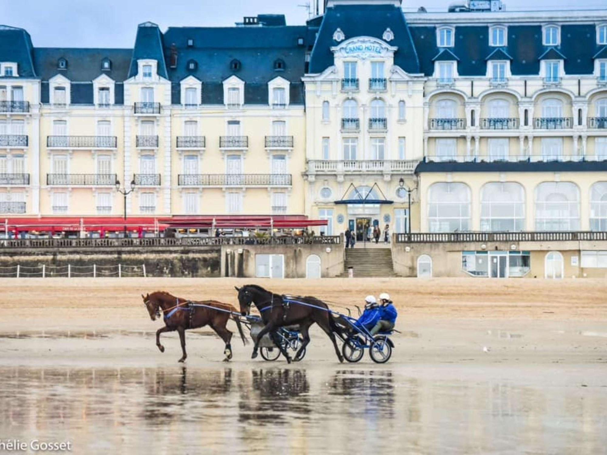 Le Grand Hotel De Cabourg - Mgallery Collection Esterno foto