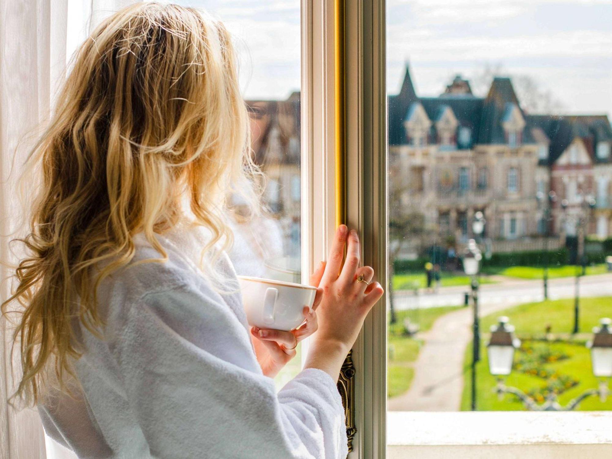 Le Grand Hotel De Cabourg - Mgallery Collection Esterno foto